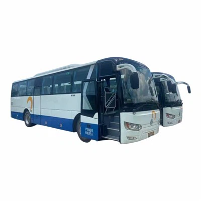 Turist murabbiyi Oltin avtobus 6102